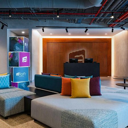 ホテル Aloft プレヤデルカーメン エクステリア 写真 The lobby of the hotel