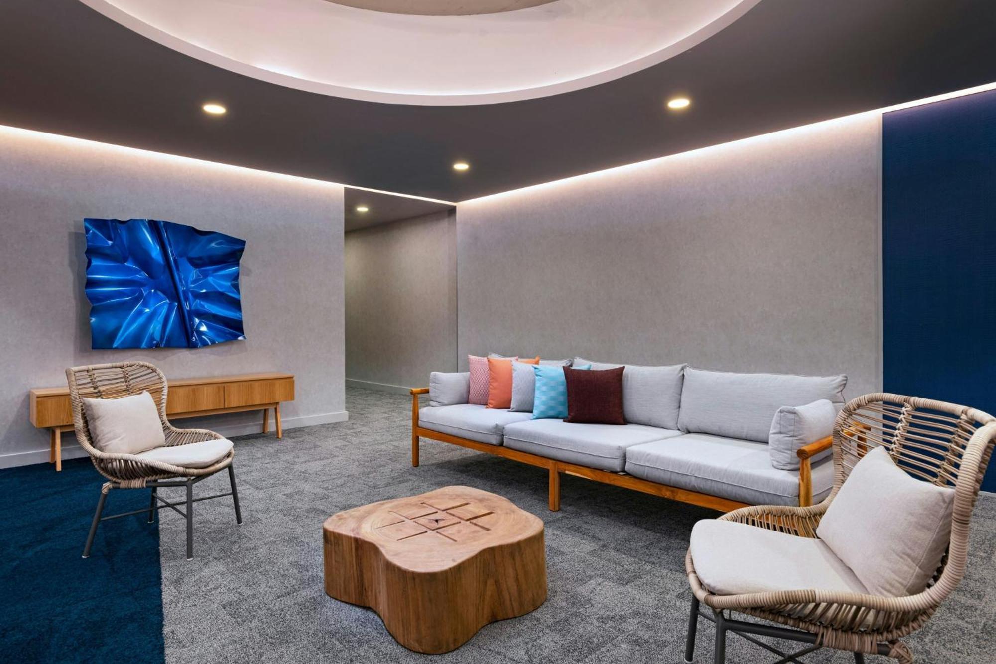 ホテル Aloft プレヤデルカーメン エクステリア 写真 The Sky Lounge