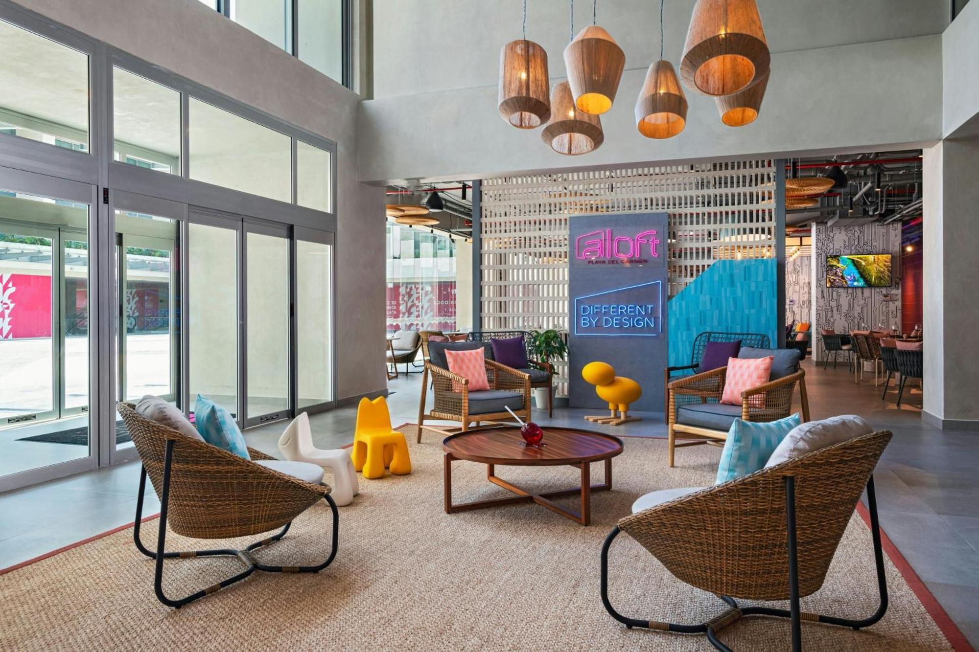ホテル Aloft プレヤデルカーメン エクステリア 写真 The lobby of the hotel